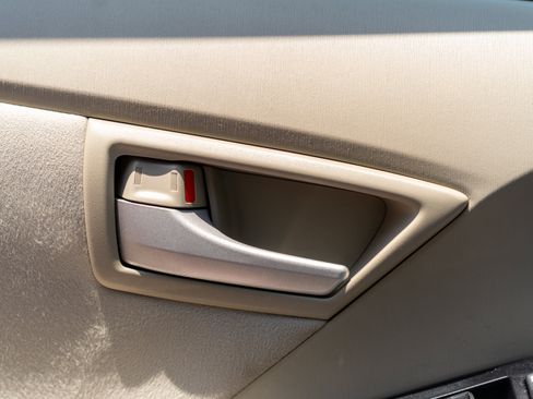 Used 2010 Toyota Prius Two FWD image 13