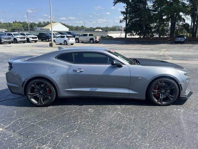 Used 2021 Chevrolet Camaro SS RWD image 4