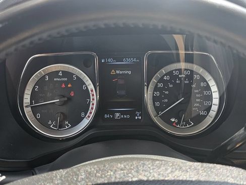 Used 2017 Nissan Titan SV AWD/4WD image 31