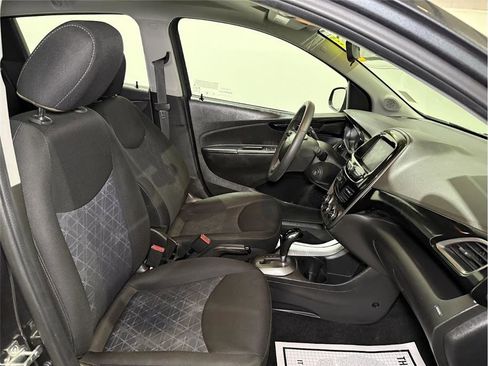 Used 2021 Chevrolet Spark LT image 24