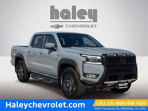 Used 2025 Nissan Frontier PRO-4X w/ Pro Convenience Package image 1