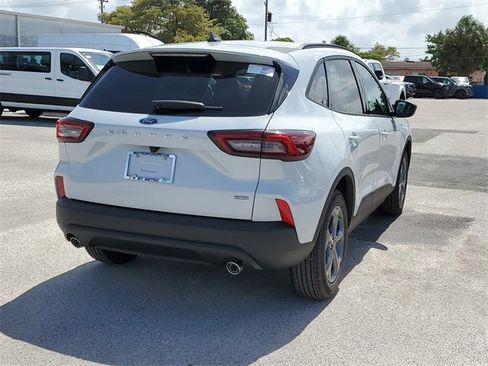 New 2025 Ford Escape ST-Line w/ Equipment Group 301A image 4