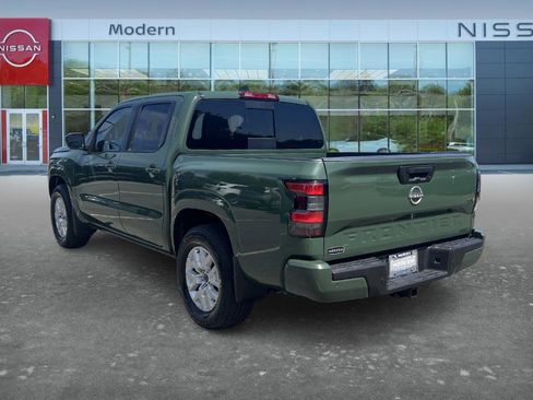 Used 2023 Nissan Frontier SV w/ SV Premium Package RWD image 7