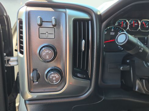 Used 2017 Chevrolet Silverado 1500 LT w/ Max Trailering Package AWD/4WD image 42