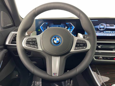 New 2026 BMW X5 xDrive50e w/ M Sport Package AWD/4WD image 21