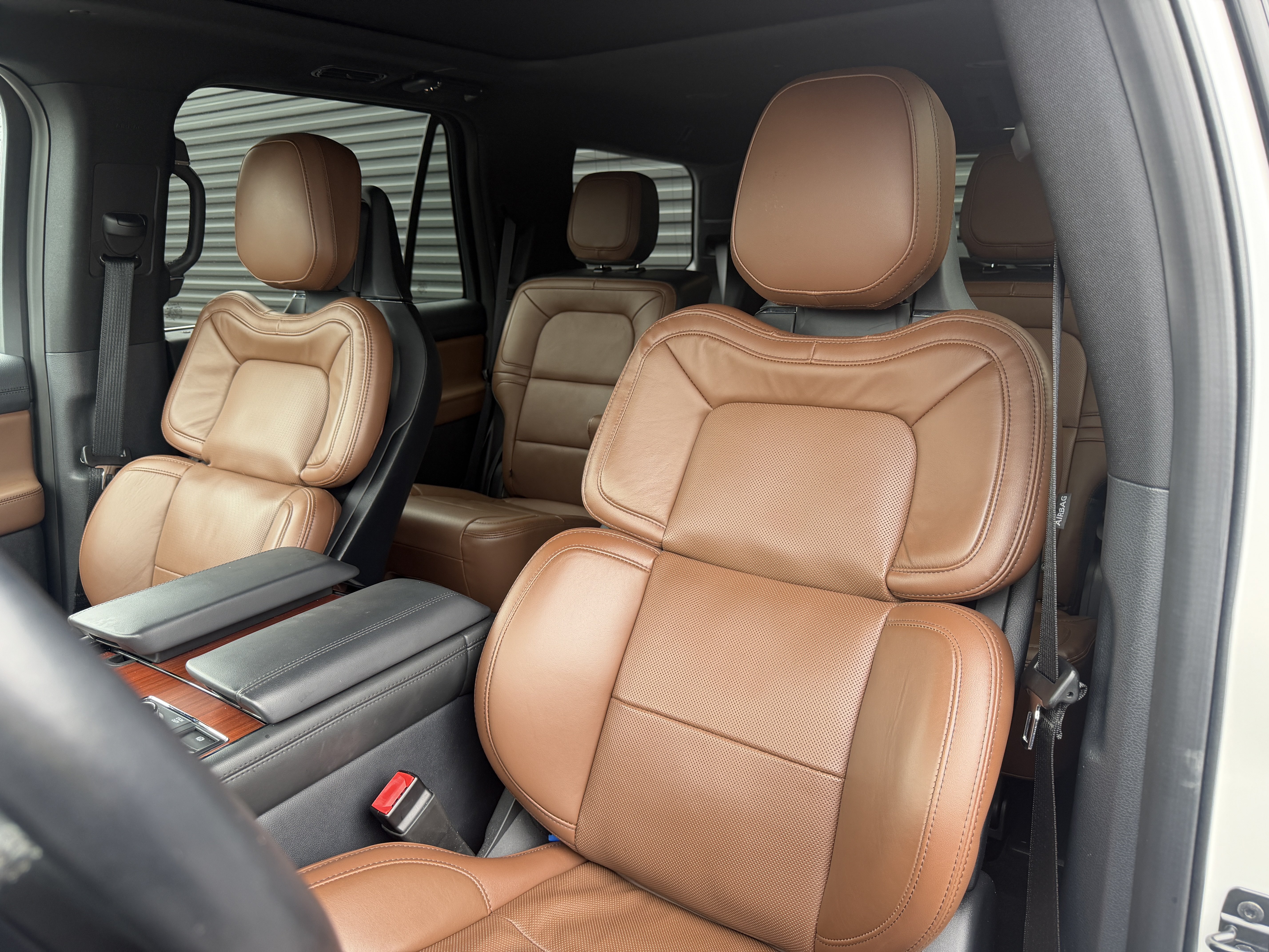 Used 2022 Lincoln Navigator Reserve AWD/4WD image 13