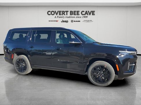 New 2026 Jeep Grand Wagoneer Limited image 12