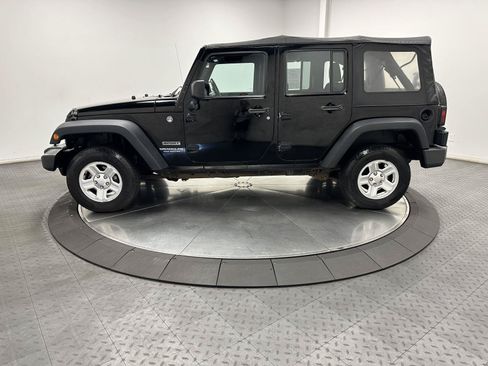 Used 2014 Jeep Wrangler Unlimited Sport w/ Connectivity Group AWD/4WD image 8