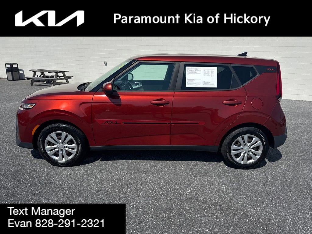 Used 2020 Kia Soul LX FWD image 4