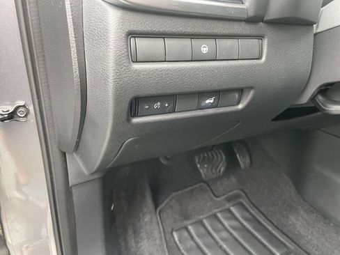 Used 2021 Nissan Rogue SV w/ Premium Package FWD image 24
