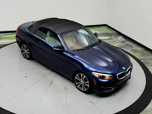 Used 2017 BMW 230i Convertible RWD image 30
