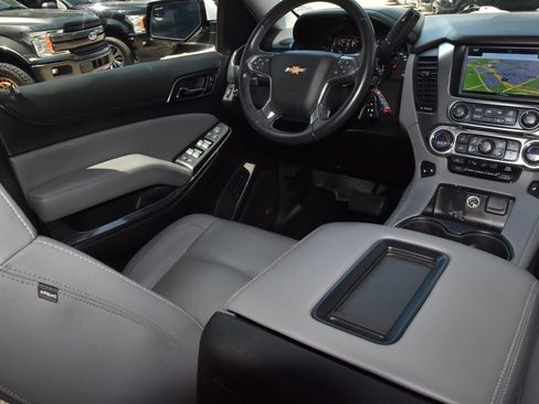 Used 2017 Chevrolet Tahoe LT RWD image 16