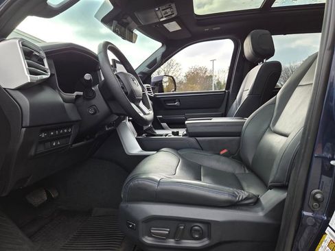 Used 2022 Toyota Tundra Platinum image 6