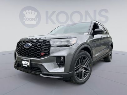 New 2026 Ford Explorer ST w/ Sun And Sound Package