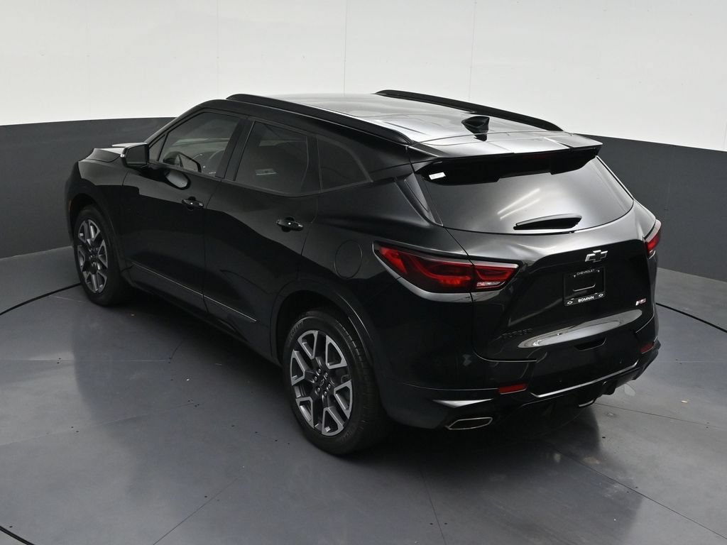 Used 2023 Chevrolet Blazer RS FWD image 17