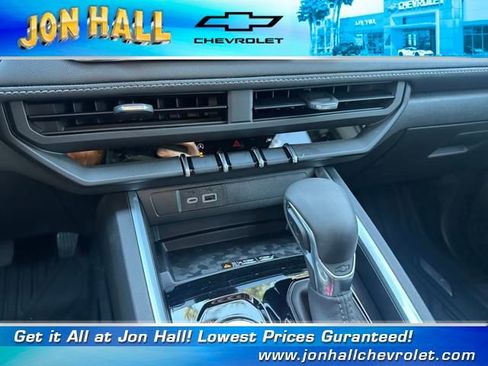 New 2025 Chevrolet Colorado LT w/ LT Convenience Package image 26