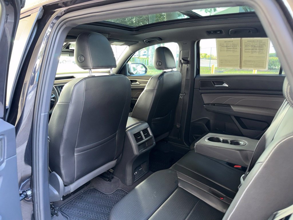 Used 2021 Volkswagen Atlas Cross Sport SE w/ Panoramic Sunroof Package FWD image 37