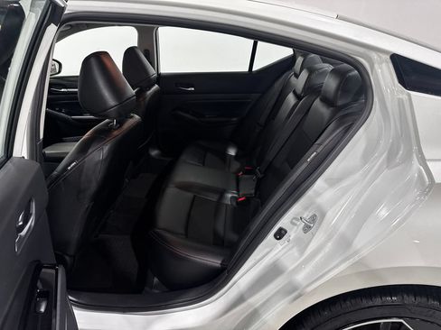 Used 2025 Nissan Altima 2.5 SR AWD/4WD image 21