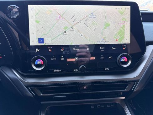 Used 2025 Lexus TX 350 AWD image 32