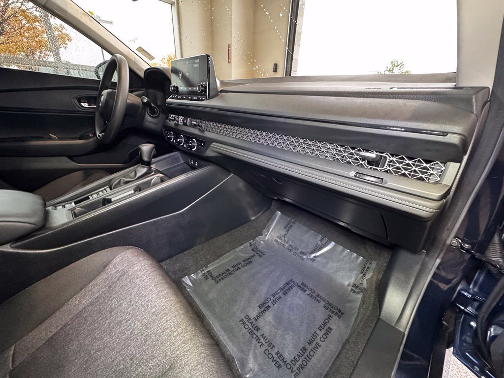 Used 2024 Honda Accord EX image 41