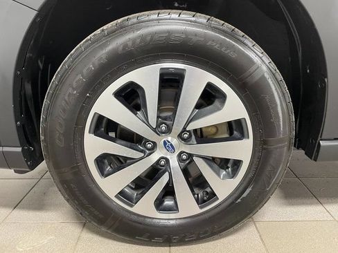 Used 2024 Subaru Outback Premium AWD/4WD image 7