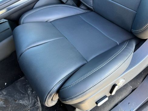 New 2026 Lincoln Navigator L Reserve w/ Jet Appearance Package image 13