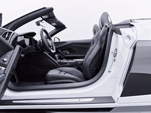 Used 2022 Audi R8 V10 performance w/ Carbon Exterior Package RWD image 50