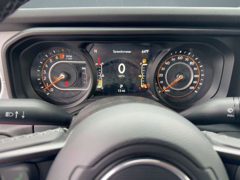 New 2025 Jeep Gladiator Sport image 18