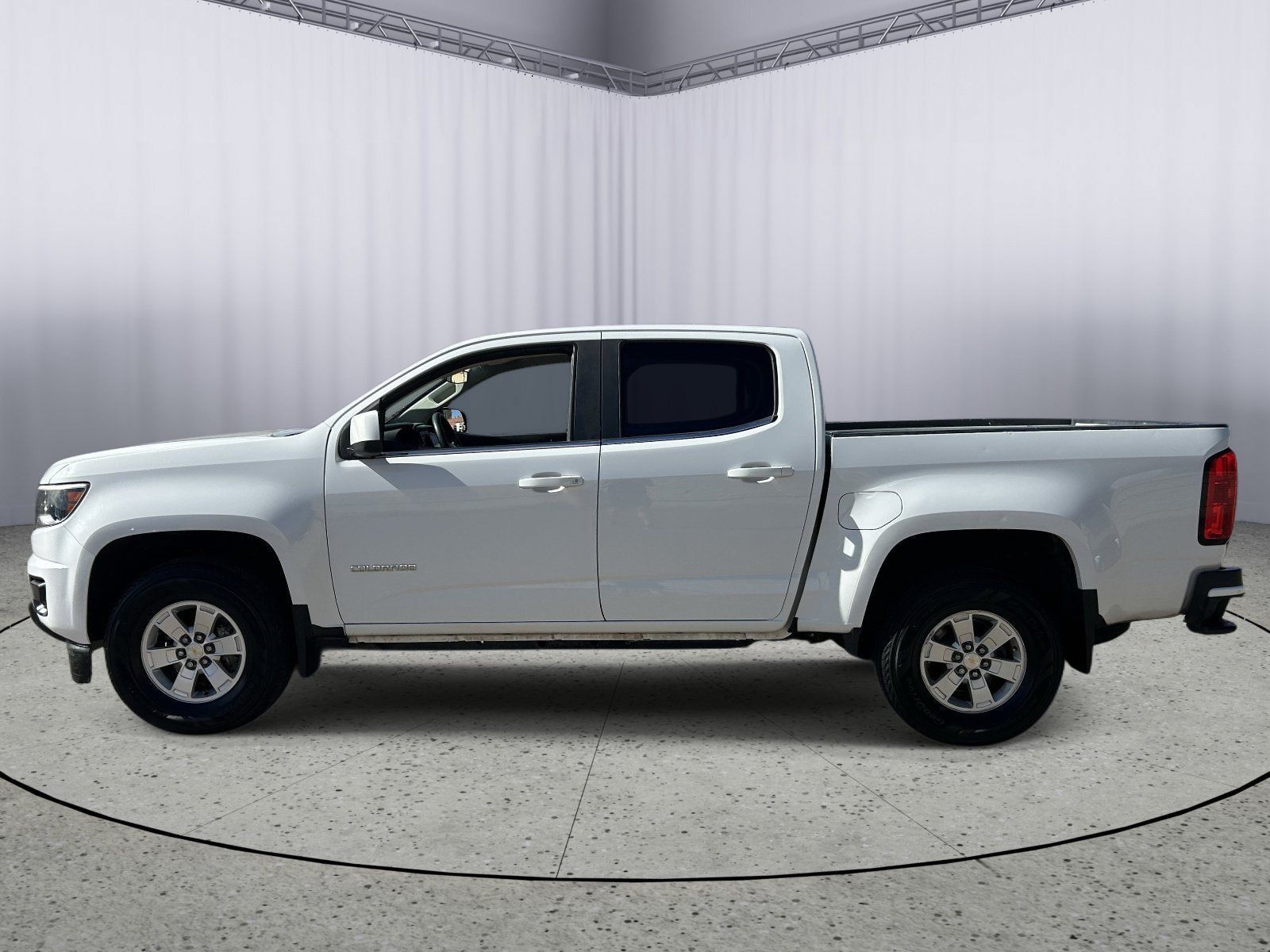 Used 2020 Chevrolet Colorado W/T w/ WT Convenience Package RWD image 3