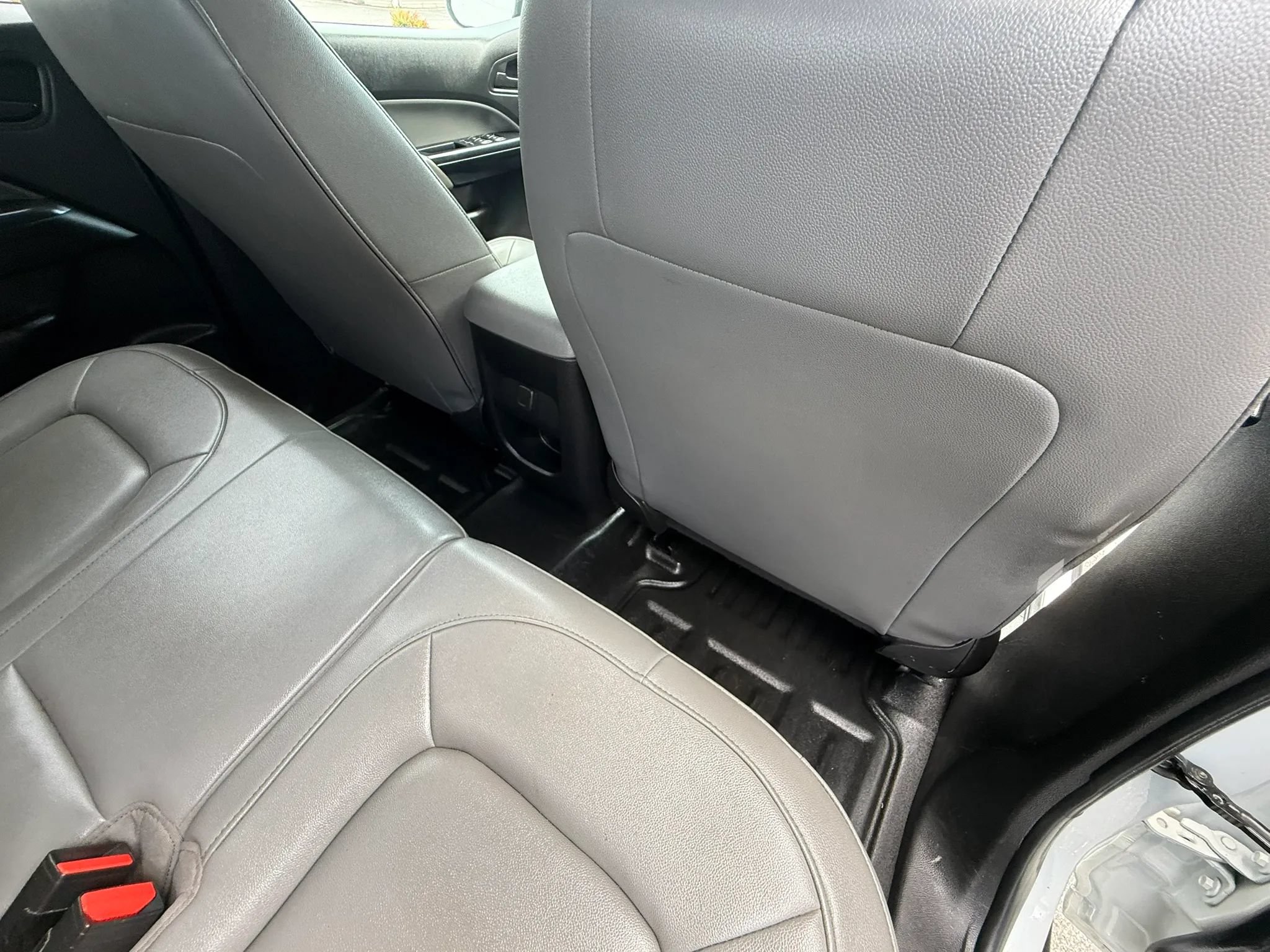 Used 2020 Chevrolet Colorado W/T w/ WT Convenience Package AWD/4WD image 50