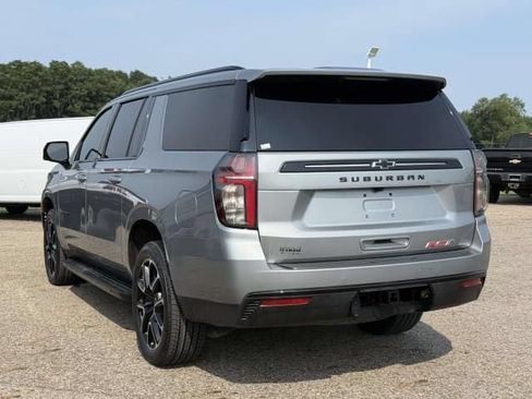 Used 2024 Chevrolet Suburban RST w/ Luxury Package AWD/4WD image 6