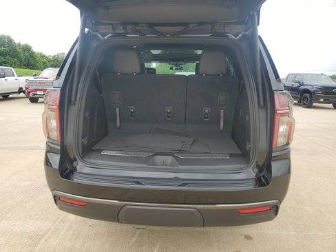 Used 2021 Chevrolet Tahoe RST w/ Rear Media and Nav Package AWD/4WD image 33