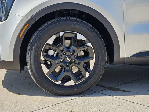 New 2026 Kia Sorento S w/ S Panoramic Sunroof Package FWD image 8