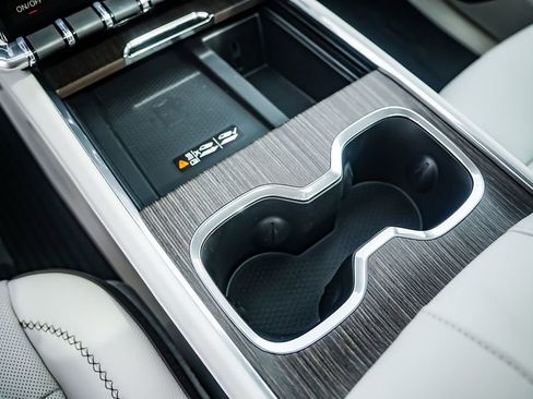 New 2026 GMC Acadia Denali image 16