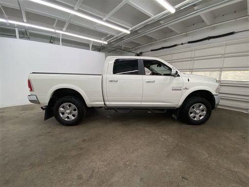 Used 2018 RAM 2500 Laramie w/ Convenience Group image 7