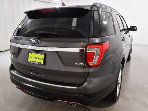 Used 2018 Ford Explorer XLT w/ Equipment Group 202A AWD/4WD image 12