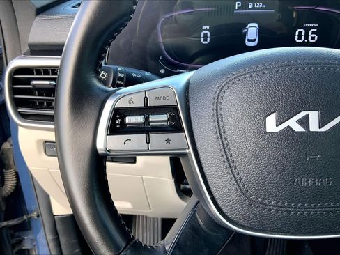 Used 2023 Kia Telluride S FWD image 24
