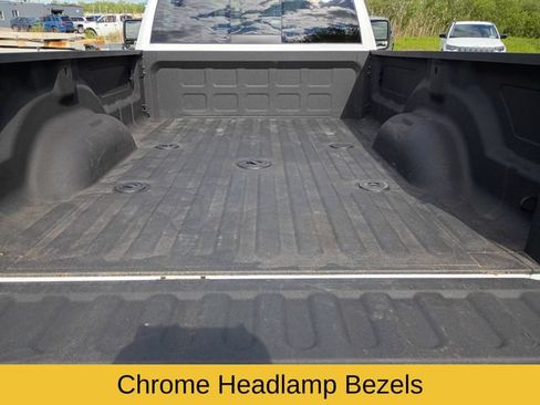 Used 2024 RAM 2500 Tradesman w/ Chrome Appearance Group AWD/4WD image 21