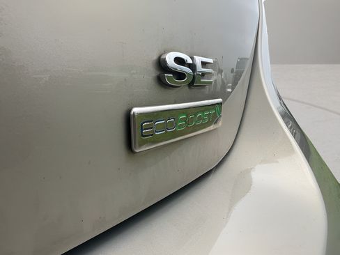 Used 2016 Ford Focus SE FWD image 33