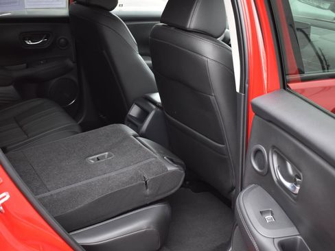 Used 2025 Honda HR-V EX-L image 17