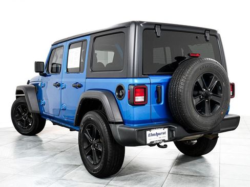 Used 2022 Jeep Wrangler Unlimited Sport AWD/4WD image 5