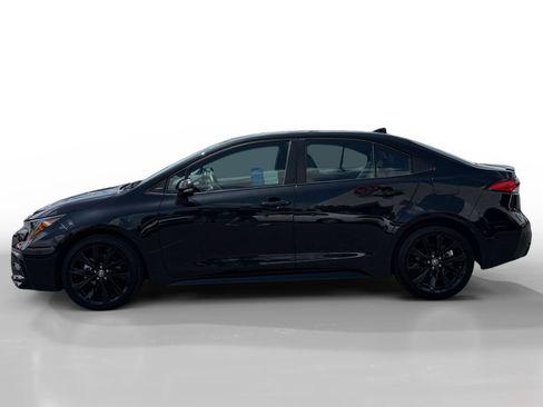 Used 2022 Toyota Corolla SE FWD image 2