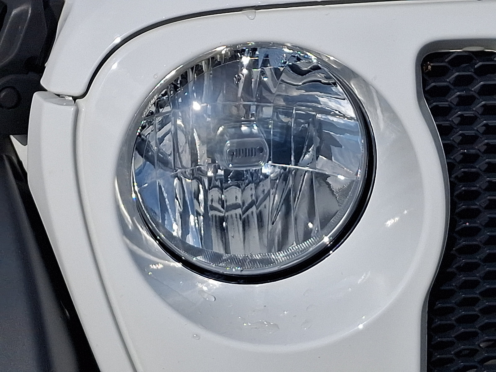 Used 2021 Jeep Wrangler Unlimited Sport AWD/4WD image 9
