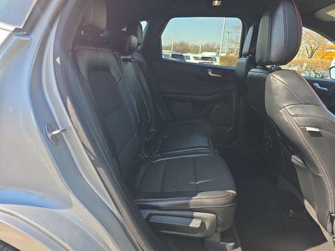 Certified 2023 Ford Escape ST-Line w/ Tech Pack #1 AWD/4WD image 35