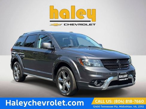 Used 2017 Dodge Journey Crossroad w/ Popular Equipment Group FWD image 1