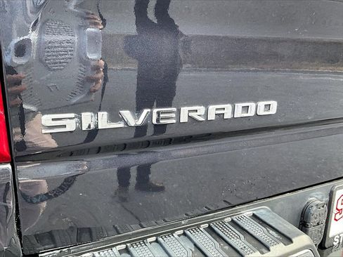 Used 2023 Chevrolet Silverado 1500 LT image 23