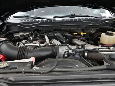 Used 2017 Ford F250 Platinum w/ Platinum Ultimate Package AWD/4WD image 38