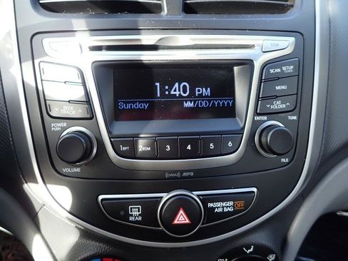 Used 2016 Hyundai Accent SE FWD image 15