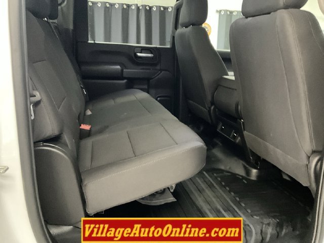 Used 2025 Chevrolet Silverado 3500 W/T AWD/4WD image 32