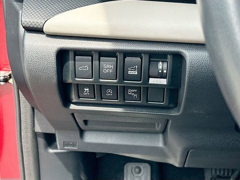 Used 2023 Subaru Forester Limited AWD/4WD image 10